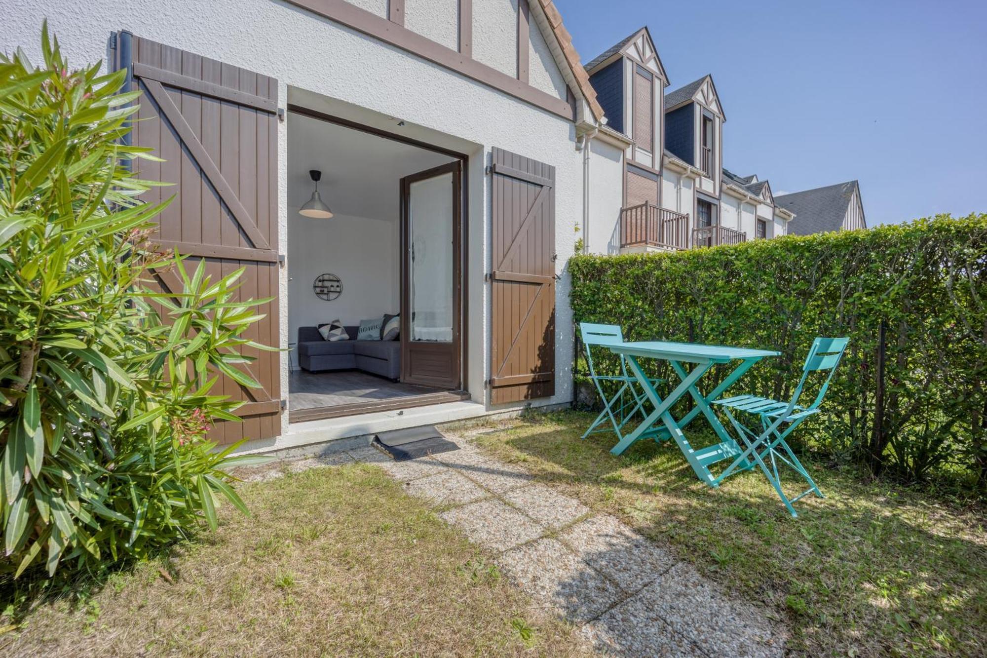 Le Petit Normand - Studio Avec Jardin A 500 M De La Plage Courseulles-sur-Mer Exterior foto